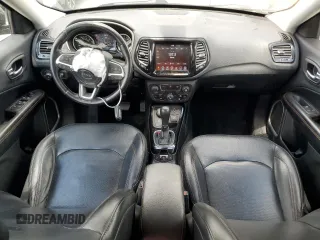 2020 Jeep Compass High Altitude z VIN 3C4NJDCB3LT123497, wystawiony jako Copart lot #59130385 z przebiegiem 107 582 mil mil oraz Czysty tytuł • Clean title. Historia ofert i sprzedaży dostępna na DreamBid. Obrazek 8.