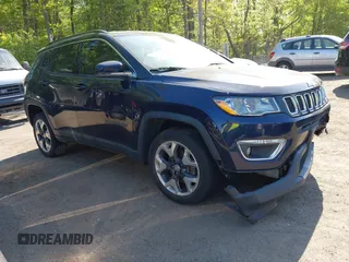 2019 Jeep Compass Limited z VIN 3C4NJDCB1KT680147, wystawiony jako IAAI lot #42117481 z przebiegiem 132 743 mil mil oraz . Historia ofert i sprzedaży dostępna na DreamBid. Obrazek 1.