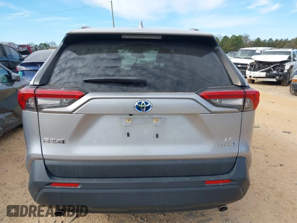 2021 Toyota RAV4 Hybrid LE z VIN JTMLWRFV8MD129136, wystawiony jako IAAI lot #41644636 z przebiegiem 82 253 mil mil oraz . Historia ofert i sprzedaży dostępna na DreamBid. Obrazek 16.