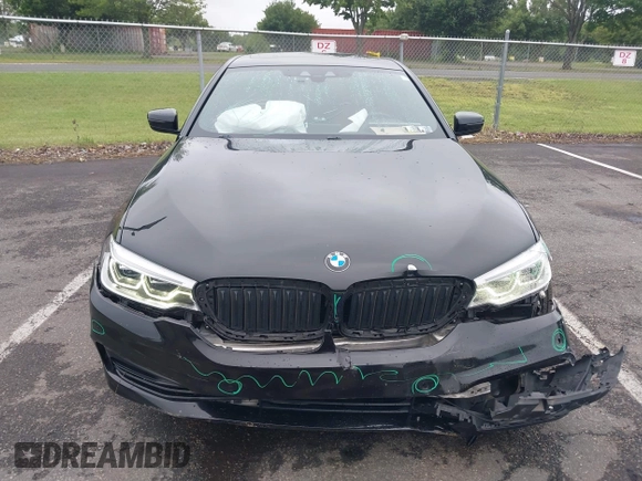 2020 BMW 5 Series 540i xDrive z VIN WBAJS3C09LCD33702, wystawiony jako IAAI lot #42504307 z przebiegiem 79 099 mil mil oraz . Historia ofert i sprzedaży dostępna na DreamBid. Obrazek 12.