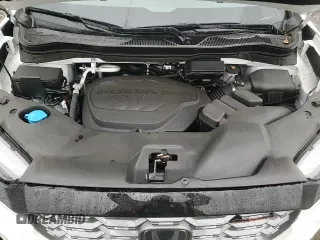 2025 Honda Passport TrailSport with VIN 5FNYF8H68SB015391, listed as a Copart auction lot 68041305 with 5,136 mi miles and Salvage title. Bid and sale history available at DreamBid. Image 16.