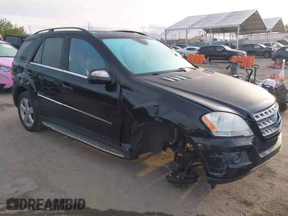 2010 Mercedes-Benz M 350 с VIN 4JGBB5GB2AA605104, выставлен на аукционе IAAI как лот 41922137 с пробегом 95 870 миль миль и . История ставок и продаж доступна на DreamBid. Изображение 1.