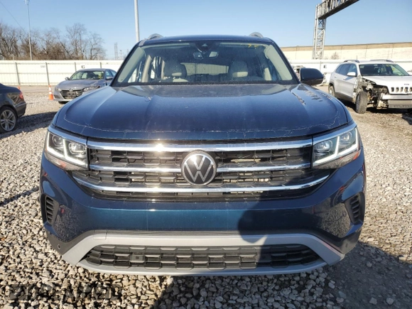 2021 Volkswagen Atlas SEL with VIN 1V2BP2CAXMC587654, listed as a Copart auction lot 49255785 with 117,106 mi miles and Salvage title. Bid and sale history available at DreamBid. Image 5.