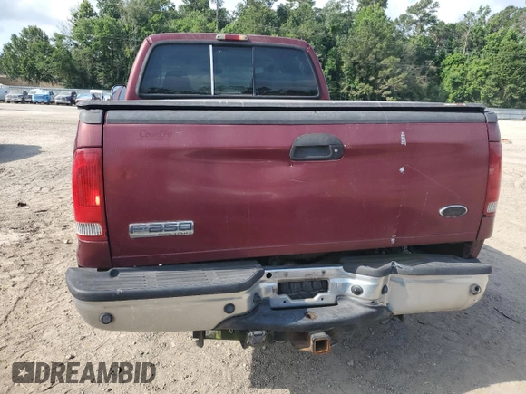 2005 Ford F-250 XL z VIN 1FTSW21P15EC81377, wystawiony jako Copart lot #59781105 z przebiegiem 216 858 mil mil oraz Szkoda całkowita • Salvage title. Historia ofert i sprzedaży dostępna na DreamBid. Obrazek 6.