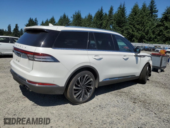2022 Lincoln Aviator Reserve with VIN 5LM5J7XC3NGL21744, listed as a Copart auction lot 62887815 with 33,714 mi miles and Salvage title. Bid and sale history available at DreamBid. Image 3.