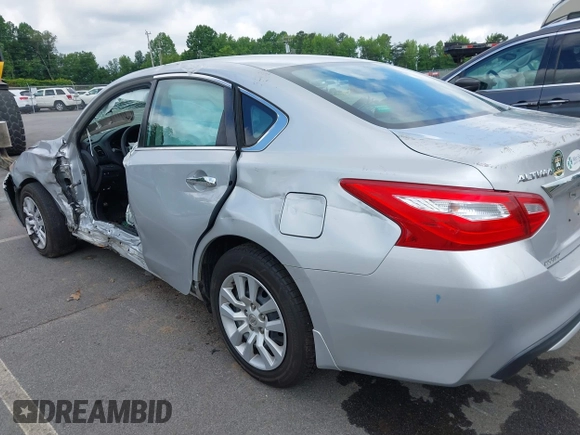 2017 Nissan Altima SV z VIN 1N4AL3AP1HC476475, wystawiony jako IAAI lot #39312828 z przebiegiem 59 498 mil mil oraz . Historia ofert i sprzedaży dostępna na DreamBid. Obrazek 18.