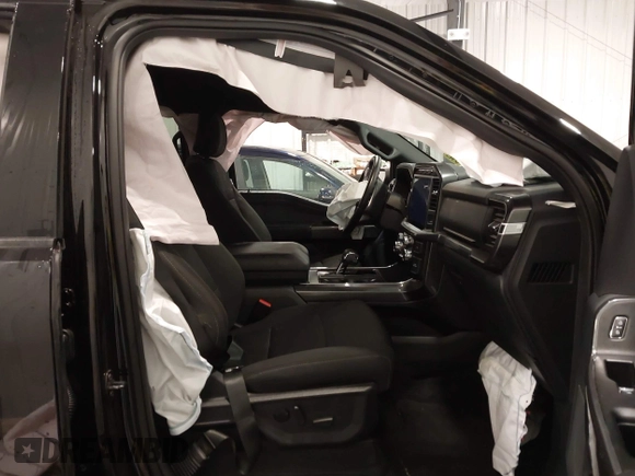 2023 Ford F-150 XL с VIN 1FTEW1EP1PKG06986, выставлен на аукционе IAAI как лот 41710895 с пробегом 9 175 миль миль и . История ставок и продаж доступна на DreamBid. Изображение 5.