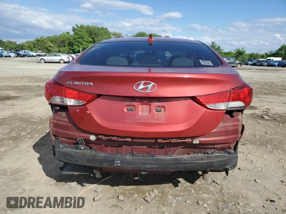 2013 Hyundai Elantra GLS z VIN 5NPDH4AE8DH352599, wystawiony jako Copart lot #58244085 z przebiegiem 137 714 mil mil oraz Szkoda całkowita • Salvage title. Historia ofert i sprzedaży dostępna na DreamBid. Obrazek 6.