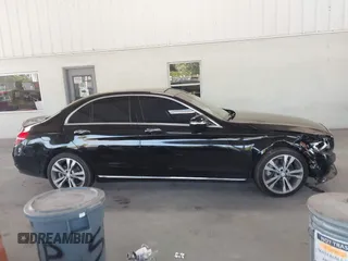 2016 Mercedes-Benz C 300 with VIN 55SWF4JBXGU174572, listed as a IAAI auction lot 42309066 with 71,198 mi miles and . Bid and sale history available at DreamBid. Image 14.