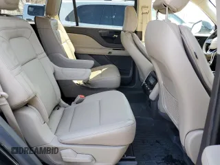 2024 Lincoln Aviator Reserve z VIN 5LM5J7XC5RGL07026, wystawiony jako Copart lot #53315985 z przebiegiem 1 606 mil mil oraz Szkoda całkowita • Salvage title. Historia ofert i sprzedaży dostępna na DreamBid. Obrazek 11.