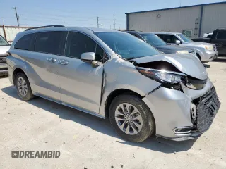2022 Toyota Sienna XLE with VIN 5TDYRKEC5NS105998, listed as a Copart auction lot 51321465 with 60,232 mi miles and Salvage Title. Bid and sale history available at carsss.com. Image 4.