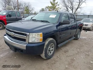 2007 Chevrolet Silverado 1500 LT w/1LT with VIN 3GCEK13C17G508138, listed as a IAAI auction lot 41898585 with 277,736 mi miles. Bid and sale history available at carsss.com. Image 2.