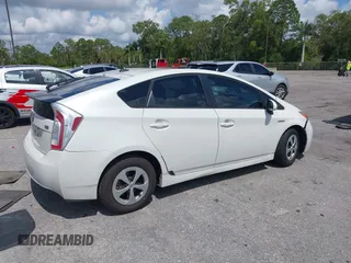 2015 Toyota Prius Four z VIN JTDKN3DU5F0463995, wystawiony jako IAAI lot #42189475 z przebiegiem 152 585 mil mil oraz . Historia ofert i sprzedaży dostępna na DreamBid. Obrazek 4.