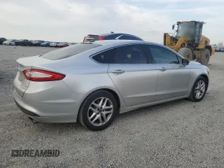 2013 Ford Fusion SE with VIN 3FA6P0HR3DR310633, listed as a Copart auction lot 52946725 with 105,056 mi miles and Salvage title. Bid and sale history available at DreamBid. Image 3.