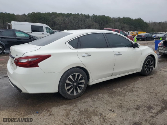 2018 Nissan Altima 2.5 S with VIN 1N4AL3AP5JC192174, listed as a Copart auction lot 44500015 with 249,100 mi miles and Salvage Title. Bid and sale history available at carsss.com. Image 3.
