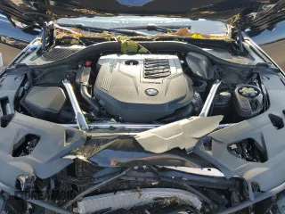 2023 BMW 8 Series 840i with VIN WBAGV4C05PCL05034, listed as a Copart auction lot 60471075 with Not provided miles and Salvage title. Bid and sale history available at DreamBid. Image 11.