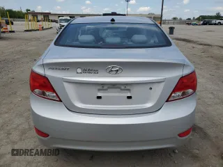 2017 Hyundai Accent SE z VIN KMHCT4AE8HU269482, wystawiony jako Copart lot #55582095 z przebiegiem 23 736 mil mil oraz Szkoda całkowita • Salvage title. Historia ofert i sprzedaży dostępna na DreamBid. Obrazek 6.