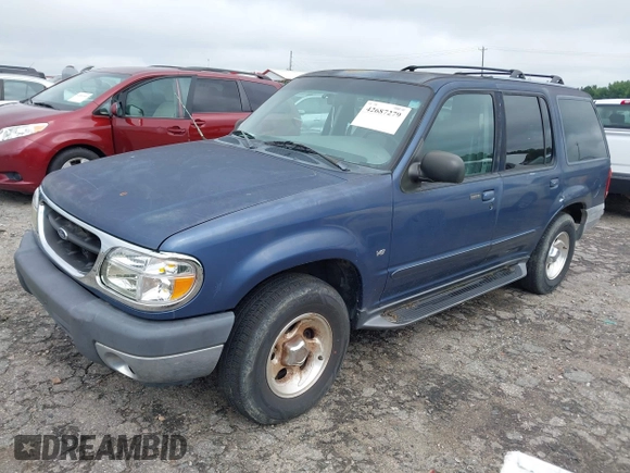 2000 Ford Explorer XLT with VIN 1FMZU83P6YZC14626, listed as a IAAI auction lot 42687279 with 242,003 mi miles and . Bid and sale history available at DreamBid. Image 2.