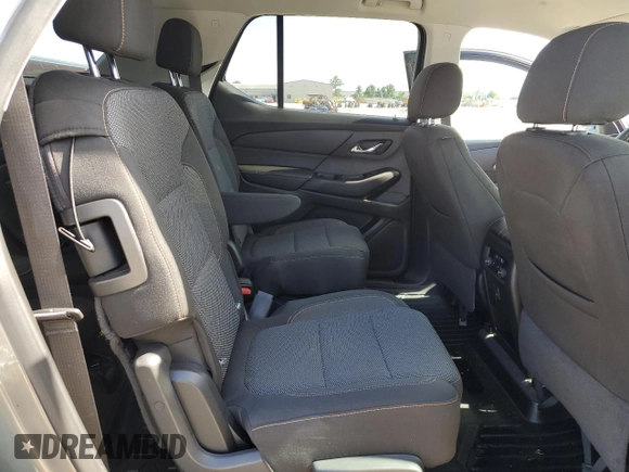 2019 Chevrolet Traverse LT Cloth z VIN 1GNERGKW4KJ183767, wystawiony jako Copart lot #56210095 z przebiegiem 57 225 mil mil oraz Szkoda całkowita • Salvage title. Historia ofert i sprzedaży dostępna na DreamBid. Obrazek 10.