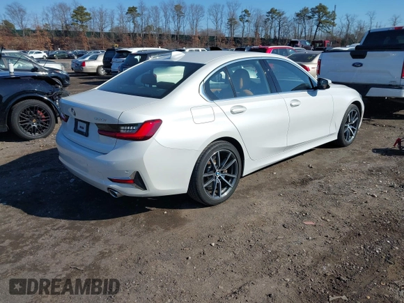 2020 BMW 3 Series 330i xDrive with VIN WBA5R7C07LFH92066, listed as a IAAI auction lot 41603868 with 44,439 mi miles. Bid and sale history available at carsss.com. Image 4.