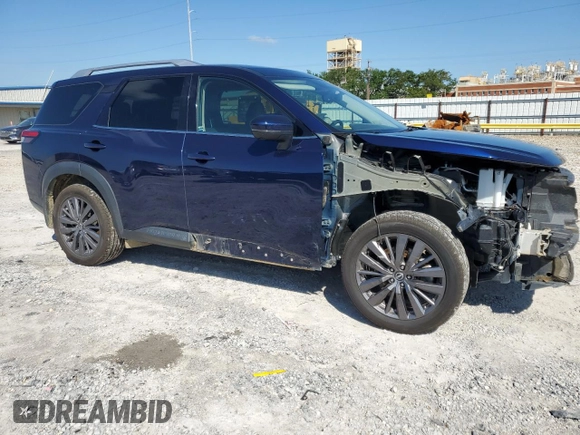 2023 Nissan Pathfinder SL z VIN 5N1DR3CB5PC214556, wystawiony jako Copart lot #55516955 z przebiegiem 34 942 mil mil oraz Szkoda całkowita • Salvage title. Historia ofert i sprzedaży dostępna na DreamBid. Obrazek 4.