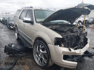 2007 Lincoln Navigator z VIN 5LMFU27567LJ12508, wystawiony jako IAAI lot #41364649 z przebiegiem Nie podano mil oraz . Historia ofert i sprzedaży dostępna na DreamBid. Obrazek 1.