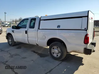2008 Ford Super Duty F-250 SRW XL with VIN 1FTNX20518EA74678, listed as a Copart auction lot 50978195 with 190,786 mi miles and Clean Title. Bid and sale history available at carsss.com. Image 2.