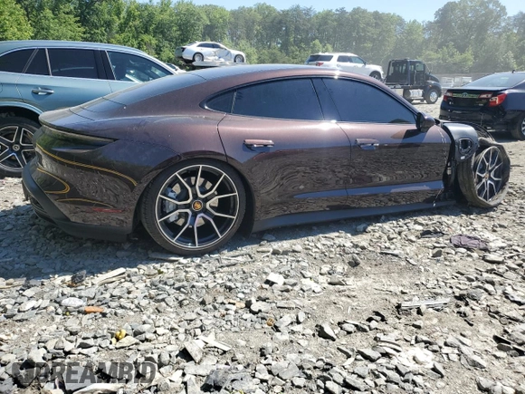 2023 Porsche Taycan 4S z VIN WP0AB2Y11PSA35851, wystawiony jako Copart lot #54502135 z przebiegiem 16 999 mil mil oraz Szkoda całkowita • Salvage title. Historia ofert i sprzedaży dostępna na DreamBid. Obrazek 3.