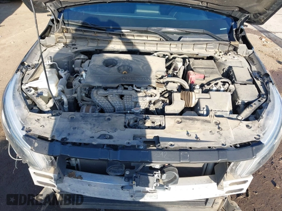 2019 Nissan Altima 2.5 SR with VIN 1N4BL4CV3KC130764, listed as a IAAI auction lot 41952695 with 86,644 mi miles. Bid and sale history available at carsss.com. Image 10.