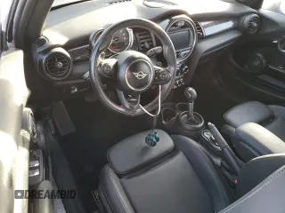 2019 MINI Convertible Cooper S with VIN WMWWG9C51K3E39923, listed as a Copart auction lot 77023164 with 37,225 mi miles and Non Repairable. Bid and sale history available at carsss.com. Image 8.