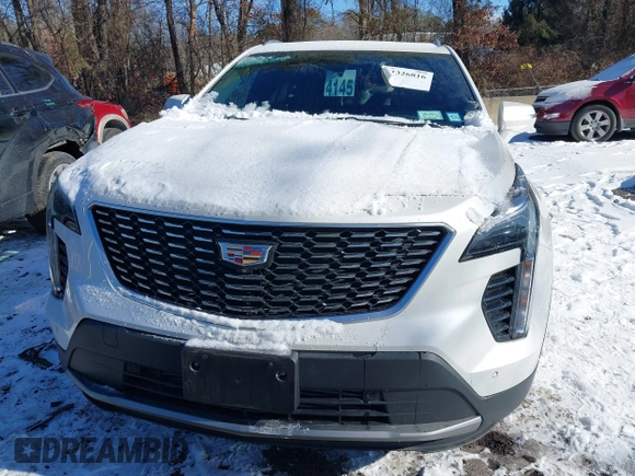 2022 Cadillac XT4 AWD Premium Luxury with VIN 1GYFZDR4XNF139337, listed as a IAAI auction lot 41326816 with 26,823 mi miles and . Bid and sale history available at carsss.com. Image 12.