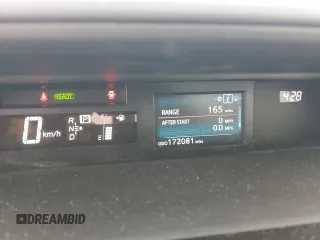 2015 Toyota Prius Two z VIN JTDZN3EU6FJ039345, wystawiony jako Copart lot #57702775 z przebiegiem 172 081 mil mil oraz Szkoda całkowita • Salvage title. Historia ofert i sprzedaży dostępna na DreamBid. Obrazek 9.