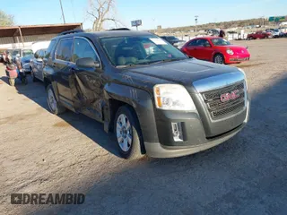 2013 GMC Terrain SLE with VIN 2GKALSEKXD6162303, listed as a IAAI auction lot 41805884 with 122,216 mi miles. Bid and sale history available at carsss.com. Image 1.