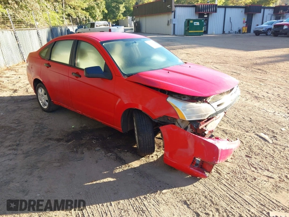 2008 Ford Focus S with VIN 1FAHP34N68W210722, listed as a IAAI auction lot 40556454 with 222,106 mi miles. Bid and sale history available at carsss.com. Image 1.