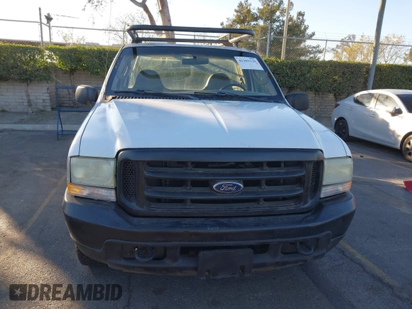 2004 Ford Super Duty F-250 XL with VIN 1FTNF20L54EC99861, listed as a IAAI auction lot 41301229 with 320,407 mi miles. Bid and sale history available at carsss.com. Image 11.