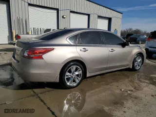 2013 Nissan Altima 2.5 SL with VIN 1N4AL3AP3DC193621, listed as a Copart auction lot 49614135 with 197,111 mi miles and Salvage Title. Bid and sale history available at carsss.com. Image 3.