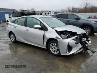 2017 Toyota Prius Plus with VIN JTDKARFP7H3044294, listed as a Copart auction lot 43511555 with 137,567 mi miles and Salvage Title. Bid and sale history available at DreamBid. Image 4.
