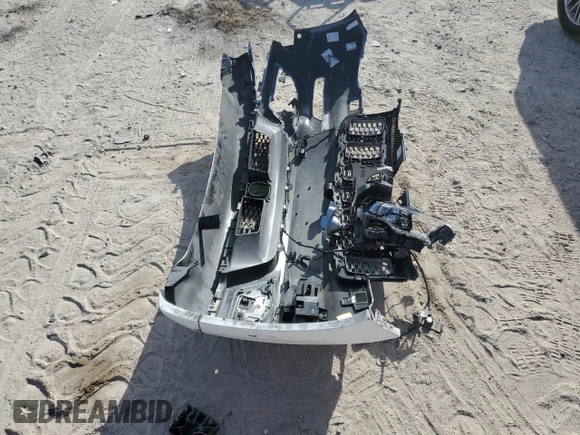 2018 Jeep Grand Cherokee Summit с VIN 1C4RJEJG6JC358829, выставлен на аукционе Copart как лот 85957014 с пробегом 76 084 миль миль и Списание • Salvage title. История ставок и продаж доступна на DreamBid. Изображение 15.