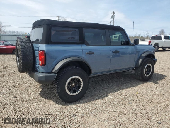 2023 Ford Bronco with VIN 1FMEE5DP0PLB17111, listed as a Copart auction lot 53201215 with 26,093 mi miles and Salvage Title. Bid and sale history available at DreamBid. Image 3.