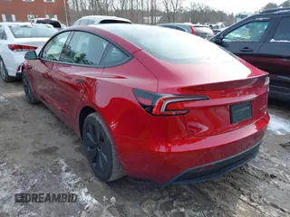 2025 Tesla Model 3 Long Range with VIN 5YJ3E1EB7SF890659, listed as a IAAI auction lot 41550353 with 1,004 mi miles and . Bid and sale history available at DreamBid. Image 3.