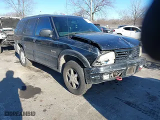 2001 Oldsmobile Bravada with VIN 1GHDT13W312117182, listed as a IAAI auction lot 41457726 with 160,288 mi miles. Bid and sale history available at carsss.com. Image 1.