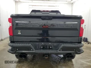 2020 Chevrolet Silverado 1500 LTZ with VIN 1GCUYGEL2LZ104009, listed as a Copart auction lot 68456944 with 39,001 mi miles and Salvage Title. Bid and sale history available at DreamBid. Image 6.