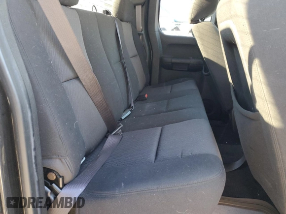 2010 Chevrolet Silverado 1500 LS with VIN 1GCSKREA4AZ163482, listed as a Copart auction lot 84028464 with 108,989 mi miles and Clean Title. Bid and sale history available at DreamBid. Image 10.
