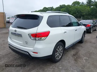2013 Nissan Pathfinder Platinum with VIN 5N1AR2MM3DC678325, listed as a IAAI auction lot 42699635 with 145,344 mi miles and . Bid and sale history available at DreamBid. Image 4.