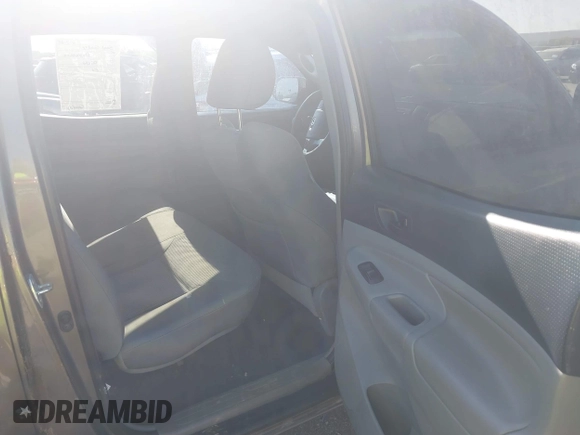 2013 Toyota Tacoma PreRunner z VIN 5TFJU4GN3DX040992, wystawiony jako IAAI lot #42022841 z przebiegiem 159 474 mil mil oraz . Historia ofert i sprzedaży dostępna na DreamBid. Obrazek 8.
