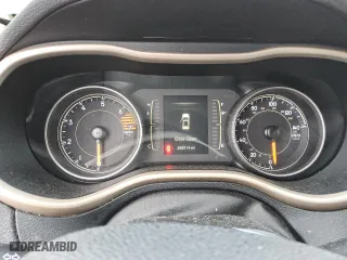 2017 Jeep Cherokee Sport with VIN 1C4PJLAB6HW527546, listed as a Copart auction lot 49842695 with 289,214 mi miles and Clean Title. Bid and sale history available at carsss.com. Image 9.