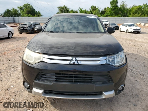 2015 Mitsubishi Outlander SE z VIN JA4AD3A36FZ010050, wystawiony jako Copart lot #56275555 z przebiegiem 171 045 mil mil oraz Szkoda całkowita • Salvage title. Historia ofert i sprzedaży dostępna na DreamBid. Obrazek 5.