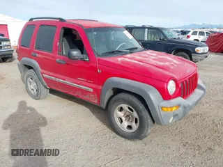2002 Jeep Liberty Sport with VIN 1J4GL48K82W279730, listed as a IAAI auction lot 40903674 with 133,082 mi miles. Bid and sale history available at carsss.com. Image 1.