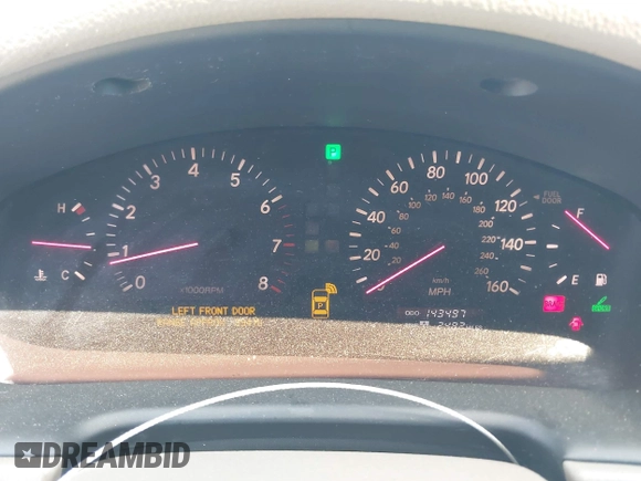 2001 Lexus LS 430 z VIN JTHBN30F810045610, wystawiony jako IAAI lot #42004279 z przebiegiem 143 497 mil mil oraz . Historia ofert i sprzedaży dostępna na DreamBid. Obrazek 7.