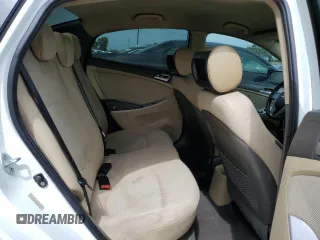 2012 Hyundai Accent GLS z VIN KMHCT4AE4CU217517, wystawiony jako Copart lot #56701165 z przebiegiem 174 463 mil mil oraz Szkody całkowita. Historia ofert i sprzedaży dostępna na DreamBid. Obrazek 10.